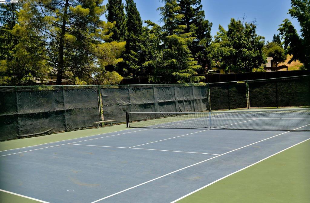 WOODRANCH - Residential