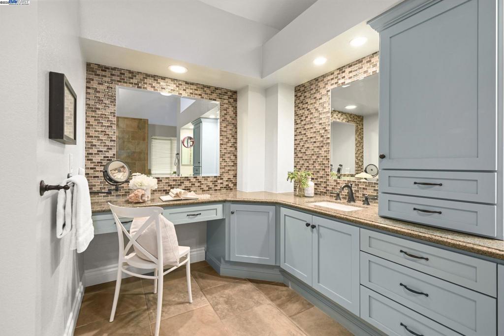 WOODRANCH - Residential