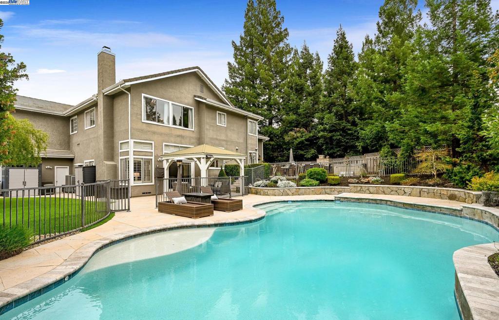 WOODRANCH - Residential