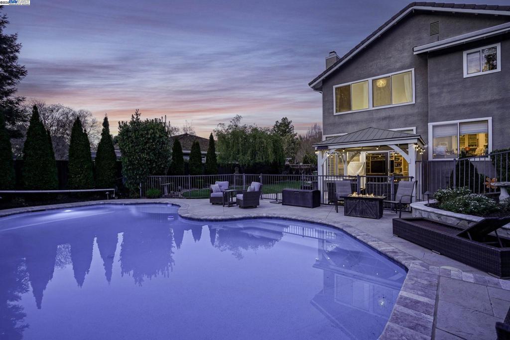 WOODRANCH - Residential