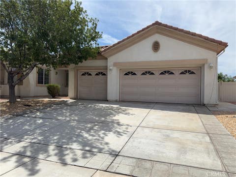 Photo of 19721 Chicory Court, Apple Valley, CA 92308 (MLS # HD26182896)
