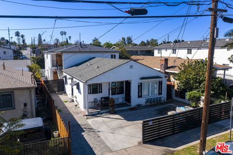 Photo of 3468 W 71st Street, Los Angeles, CA 90043 (MLS # 26663347)