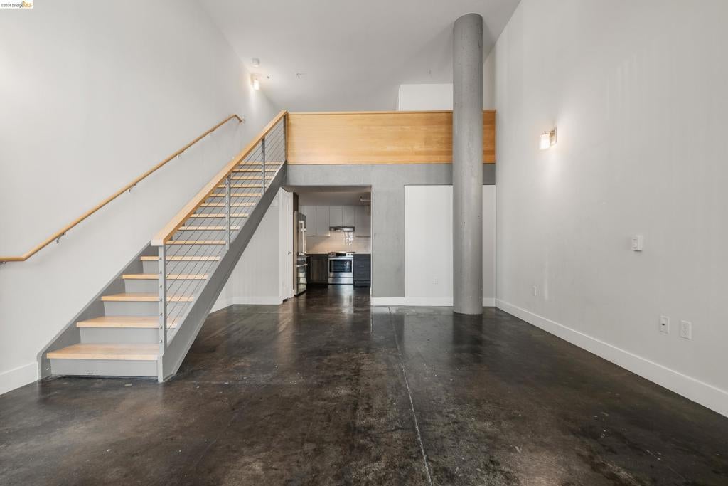 901 Jefferson St. 108