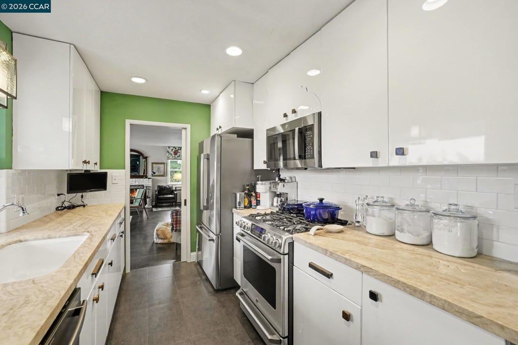 80 Gilrix Dr