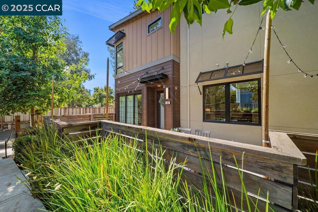 DOWNTOWN W.CREEK - Residential