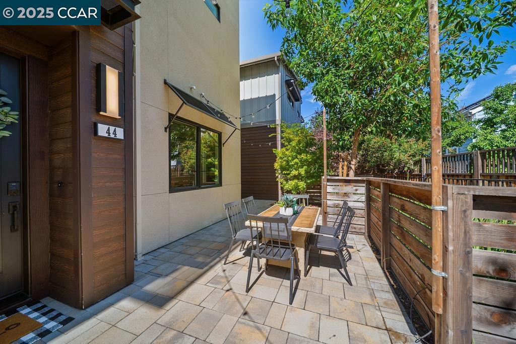 DOWNTOWN W.CREEK - Residential