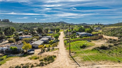 Photo of 1 Upton Drive, Wildomar, CA 92595 (MLS # OC26013682)