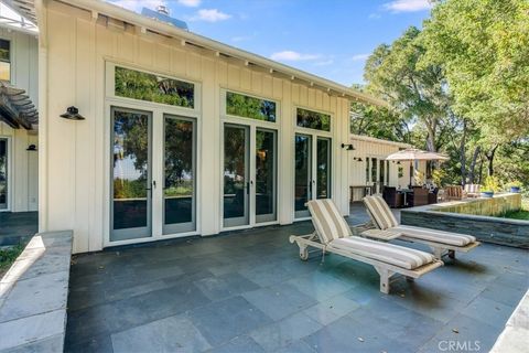 Tiny photo for 3210 Cloudy Meadow Road, Templeton, CA 93465 (MLS # SC26064687)