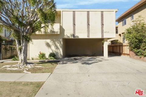 Photo of 12717 Matteson Avenue, Los Angeles, CA 90066 (MLS # 26855837)