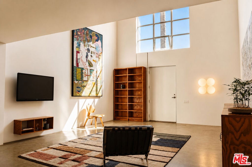 1643 12th Street 2, Santa Monica CA 90404