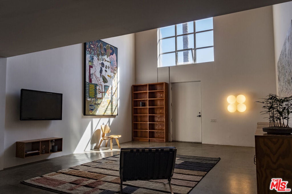 1643 12th Street 2, Santa Monica CA 90404