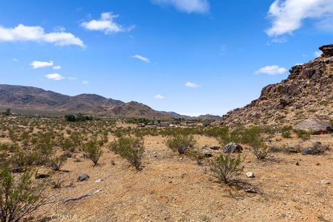 Photo of 0 Clark Road, Apple Valley, CA 92307 (MLS # HD26001686)