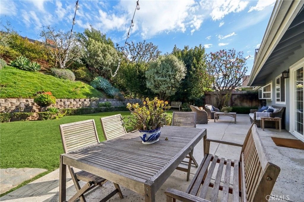 Photo of 2224 Aralia Street, Newport Beach, CA 92660 (MLS # NP26020501)