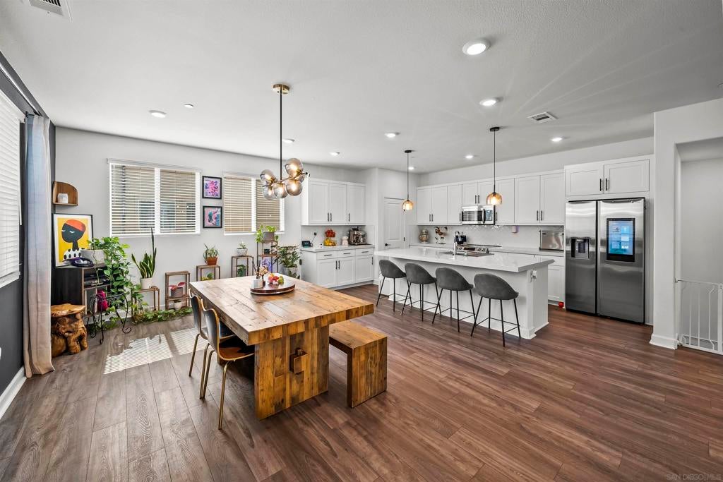 785 Vada St. #1