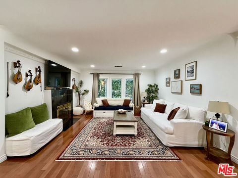 Photo of 7764 Fountain Avenue, West Hollywood, CA 90046 (MLS # 26838517)