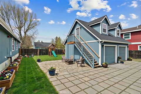 Photo of 233 Chaparral, Frazier Park, CA 93225 (MLS # AR26071713)