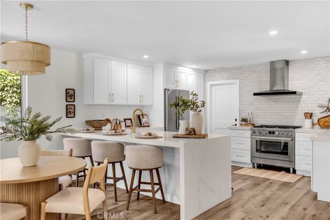 4672 Ironwood Seal Beach CA 90740