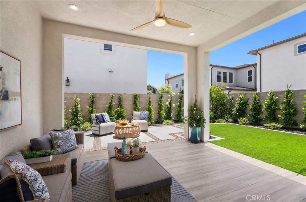 141 Amber Oak