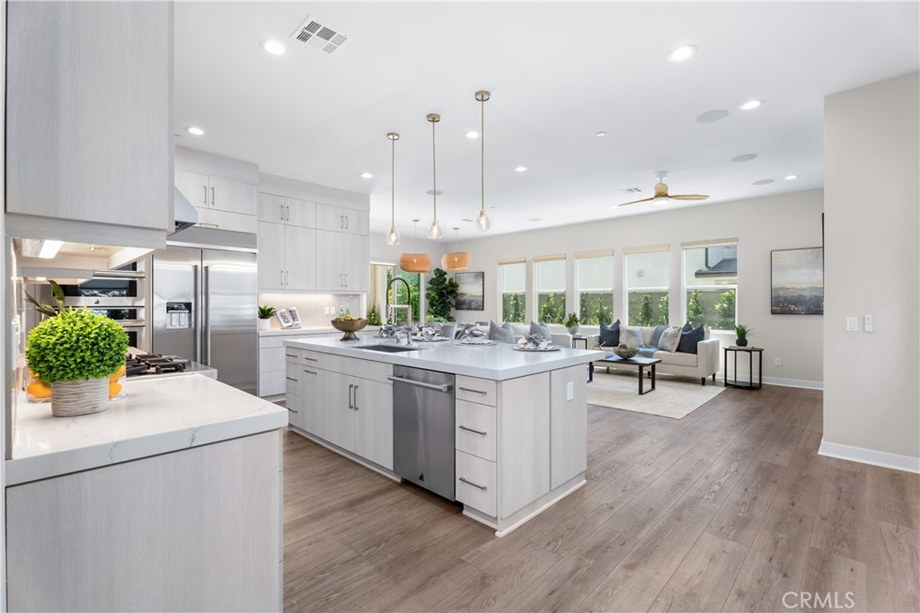 141 Amber Oak