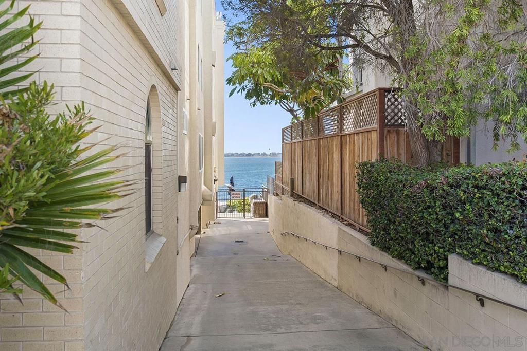 Pacific Beach - Residential