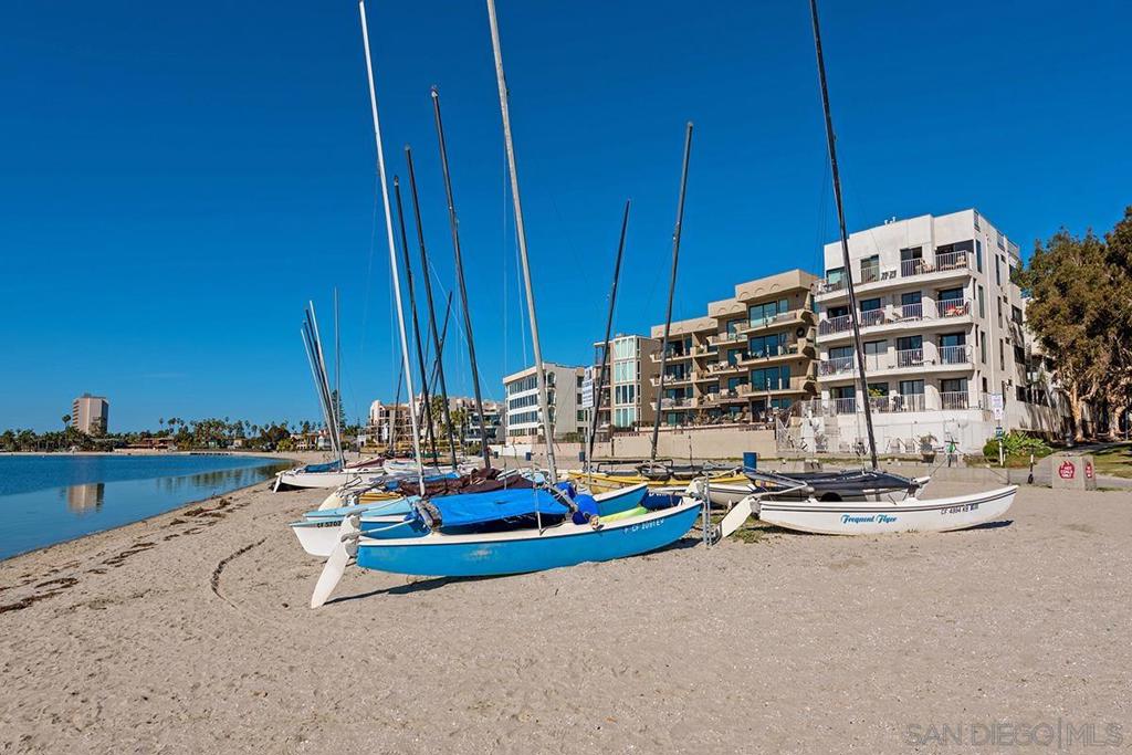Pacific Beach - Residential