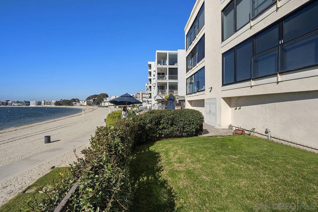 Pacific Beach - Residential