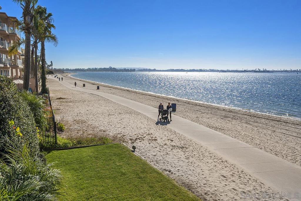 Pacific Beach - Residential