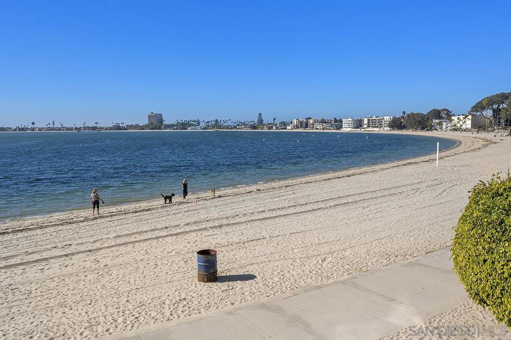 Pacific Beach - Residential