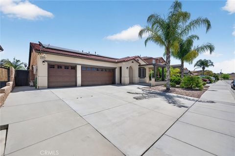 Tiny photo for 28800 Mahogany Trail Way, Menifee, CA 92584 (MLS # SW26085447)