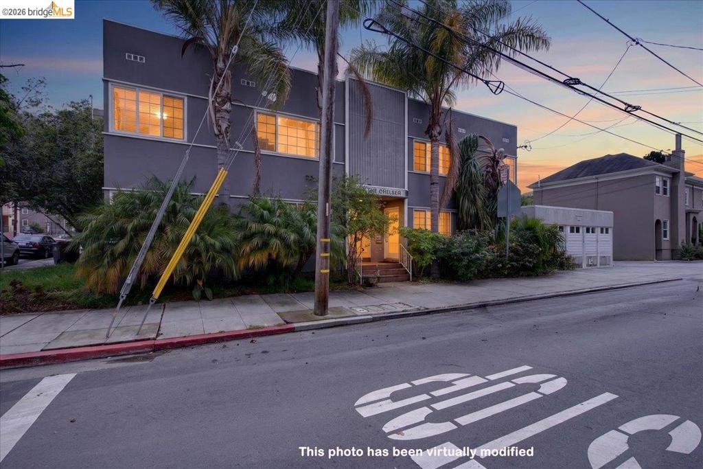 6386 Dana St, Oakland CA 94609