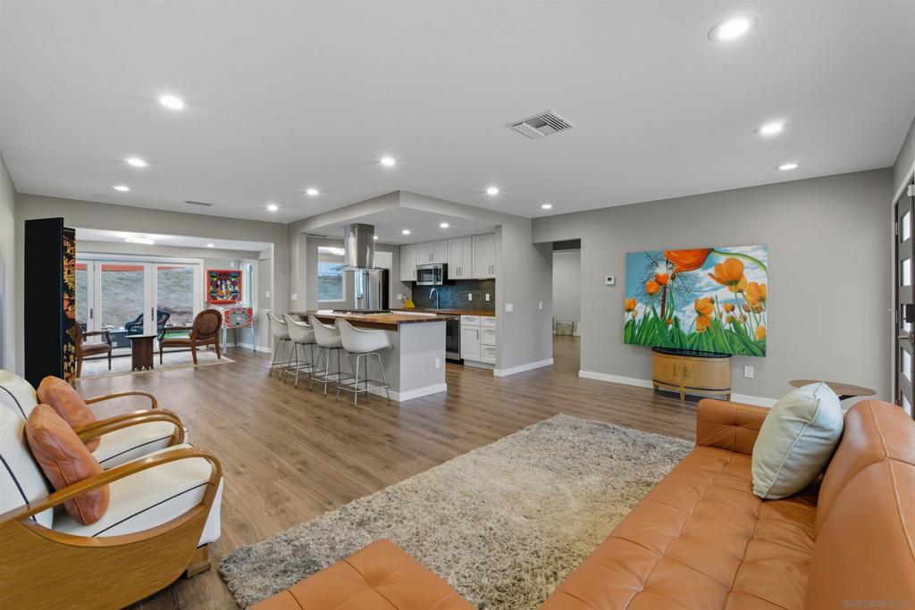 12215 Santiago Road West Santiago