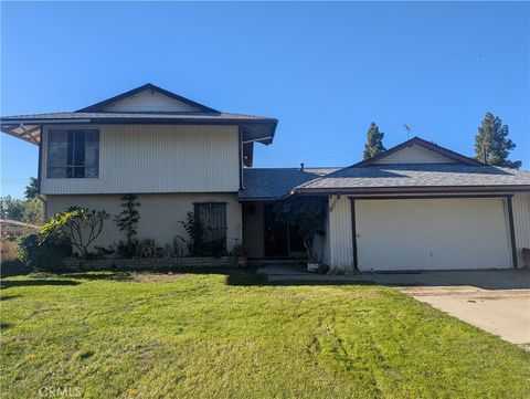 Photo of 1545 Washington Avenue, Pomona, CA 91767 (MLS # CV25276525)