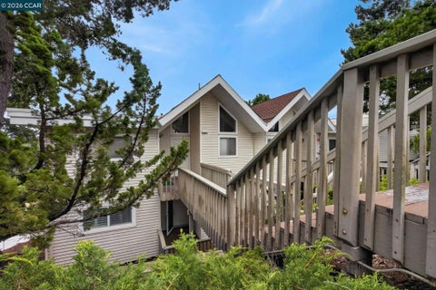 Photo of 1984 Ascot Dr Dr #C, Moraga, CA 94556 (MLS # 41136691)
