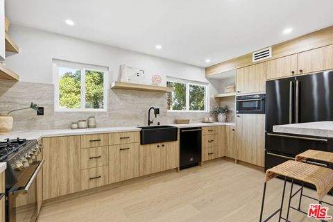 Photo of 4738 La Villa Marina #A, Marina Del Rey, CA 90292 (MLS # 26651891)