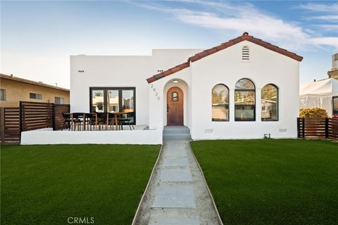 Photo of 2920 Bancroft Street, San Diego, CA 92104 (MLS # IV26099803)