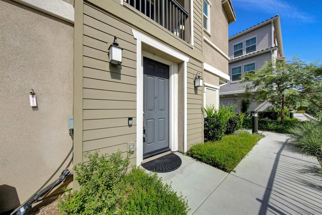 2708 Juniper Berry