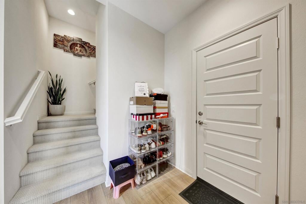 2708 Juniper Berry