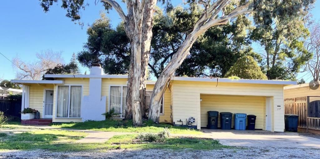 Photo of 759 Kendall Avenue, Palo Alto, CA 94306 (MLS # ML82051187)