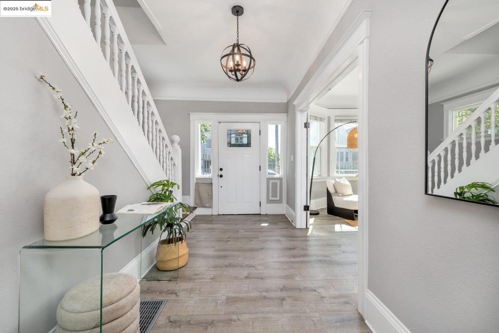 IVY HILL - Residential