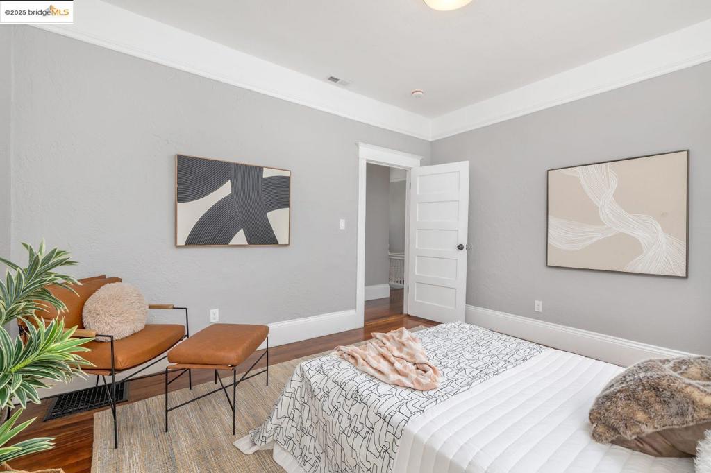 IVY HILL - Residential