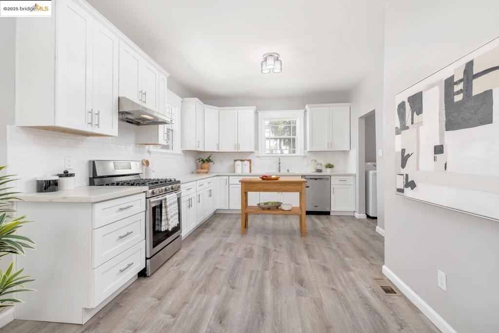 IVY HILL - Residential
