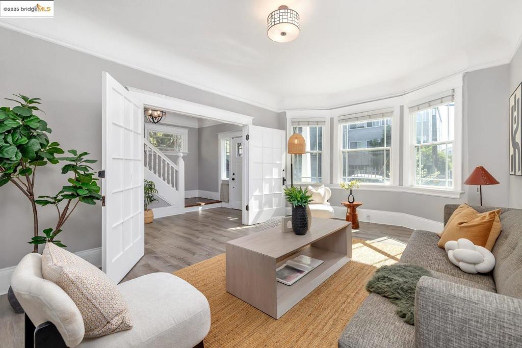 IVY HILL - Residential