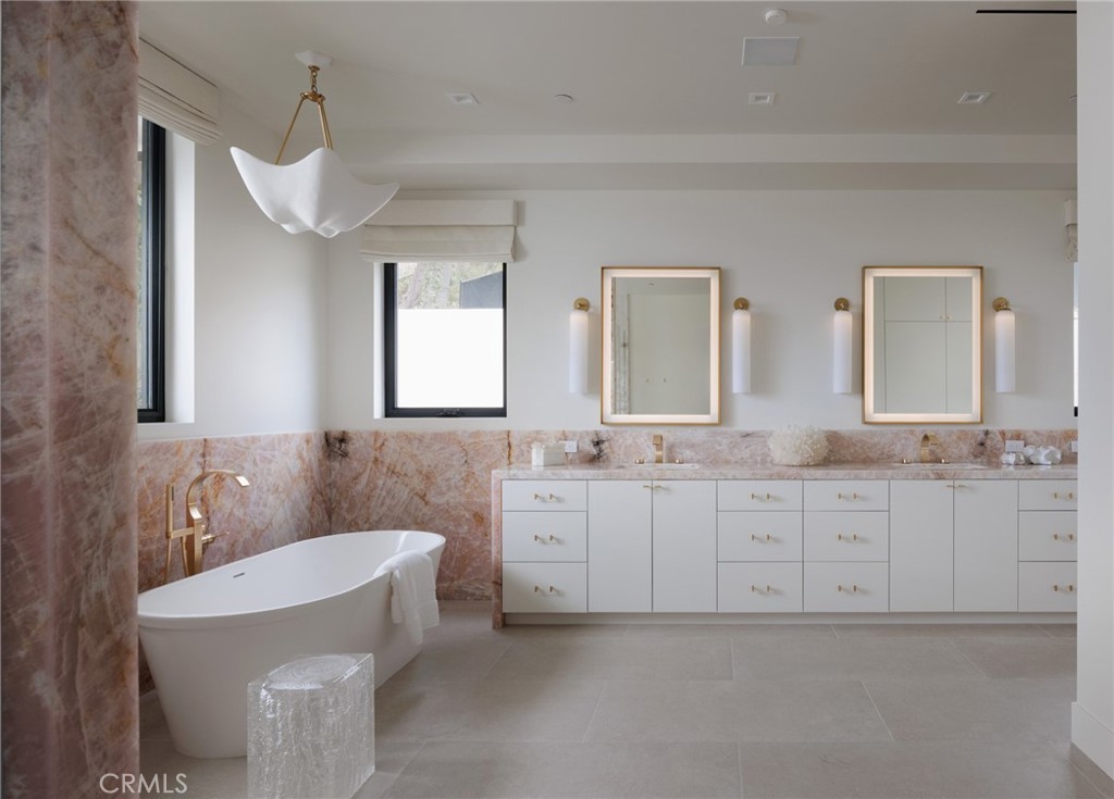2595 Altamar, Laguna Beach CA 92651 - Photo 29