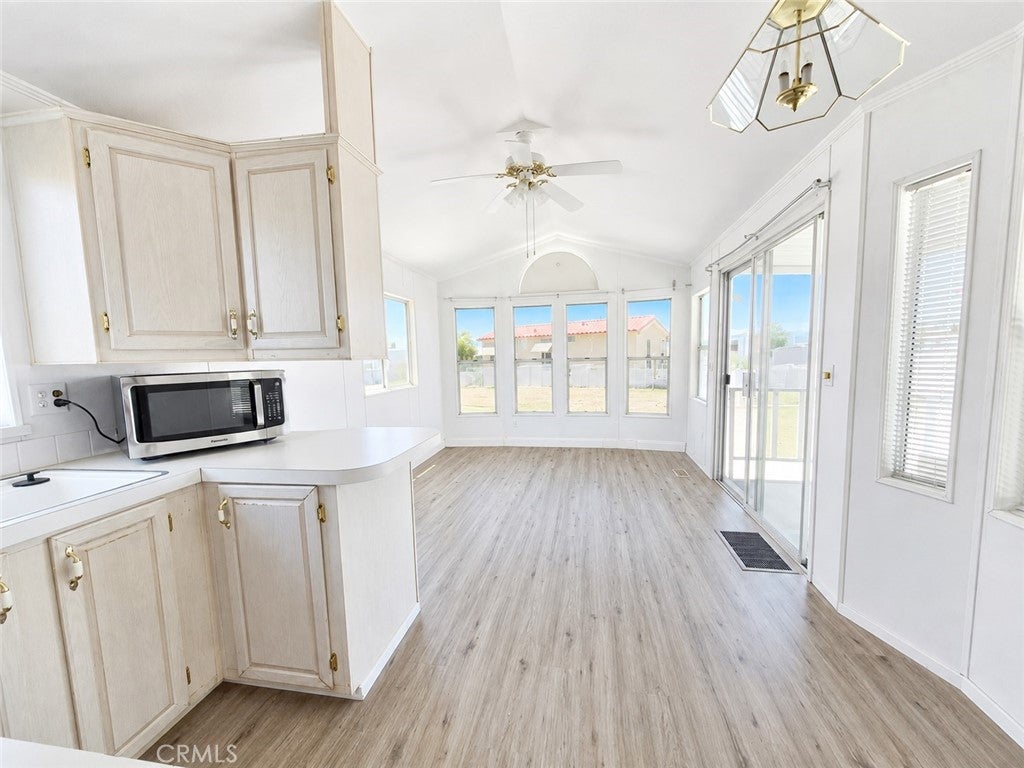 1295 106 S Cawston Avenue #106