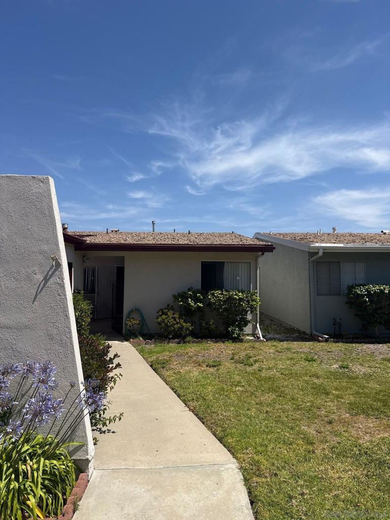 3890 Vista Campana S