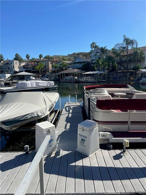 Photo of 21903 Strawberry Ln, Canyon Lake, CA 92587 (MLS # SW26073731)