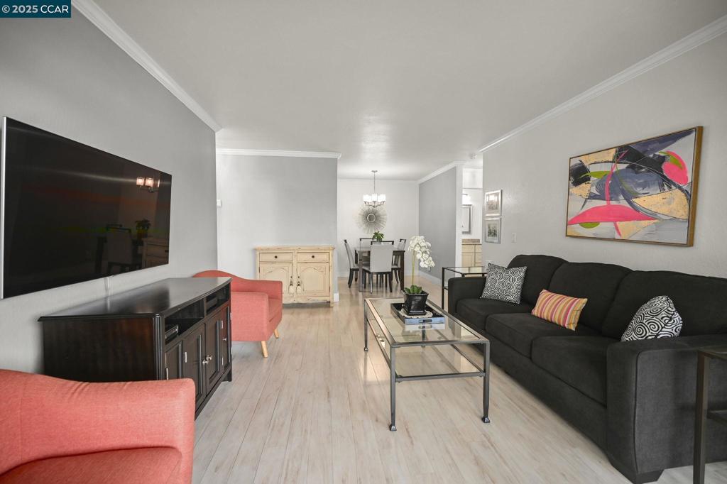 DIABLO HILLS - Residential