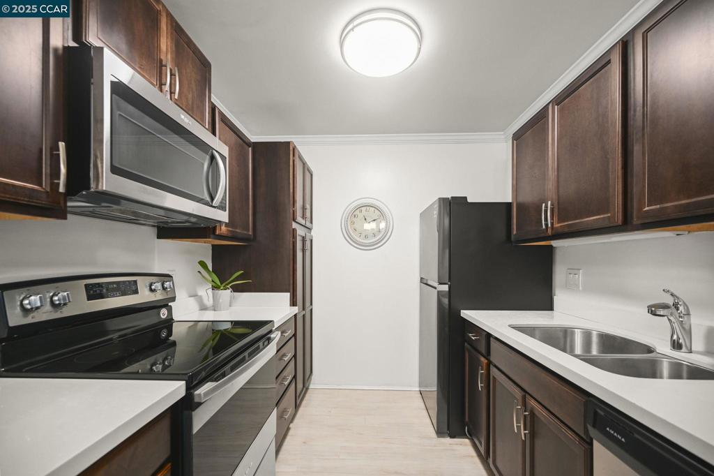 DIABLO HILLS - Residential