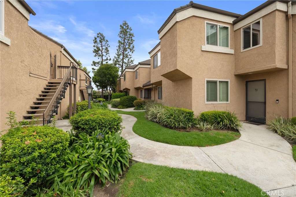 Welcome to this beautifully updated 2-bedroom, 2.5 bathroom home nestled in Huntington Beach's highly desirable Millstream community. With 1,250 square feet of thoughtfully designed living space, this turnkey residence blends style, comfort, and convenience in one of Huntington Beach’s most sought-after locations.
Step inside to find fresh interior paint throughout, creating a bright and inviting atmosphere. The spacious living area flows seamlessly into the dining space and updated kitchen—perfect for entertaining or relaxing at home. The kitchen is spacious and features gorgeous shaker cabinetry and a new refrigerator. The bathrooms have been tastefully remodeled, offering modern finishes and timeless design.
Notable upgrades include complete remodel of the shower/bath in both the primary and guest bathrooms, fresh paint throughout, a full plumbing repipe and new hot water heater, custom California Closet cabinetry in the second bedroom ideal for a home office or organized guest retreat, added electrical for a ceiling fan in the bedroom, and a new fan downstairs. One car garage parking is included and the HOA amenities consist of a sparkling pool and spa, tennis courts, lush landscaping and your monthly fees also include water and trash.
Enjoy the ease of coastal living just minutes from Huntington Beach's iconic shoreline, with close proximity to major freeways, shopping centers, and top-rated dining options.
Don’t miss this move-in-ready gem in the heart of Huntington Beach—schedule your private showing today!