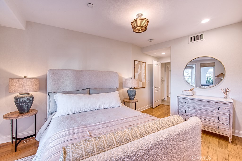 San Clemente, California, 92672, United States, 3 Bedrooms Bedrooms, ,3 BathroomsBathrooms,Residential,Active,2011865